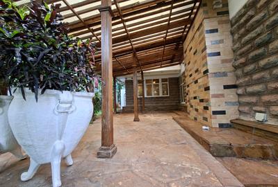 4 Bed House with En Suite in Runda - 3