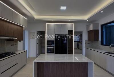 5 Bed Villa with En Suite in Lavington - 4