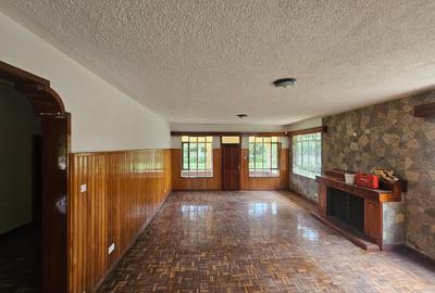 4 Bed House with En Suite in Nyari - 4
