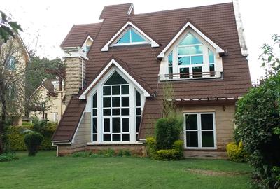 5 Bed Townhouse with En Suite at Convent Drive - 4