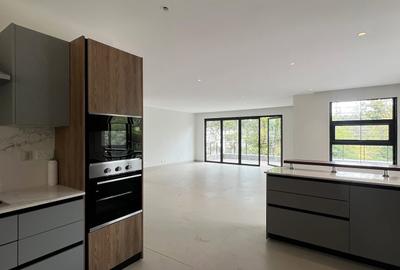 4 Bed House with En Suite in Loresho - 3