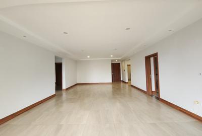 3 Bed Apartment with En Suite in Westlands Area