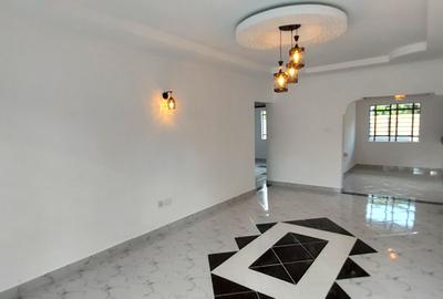4 Bed House with En Suite at Rimpa