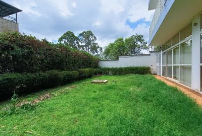 5 Bed Townhouse with En Suite in Lavington
