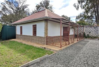 2 Bed House with Garden in Karen