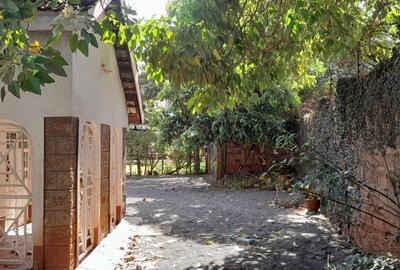 3 Bed Townhouse with En Suite at Kiambu Road - 4