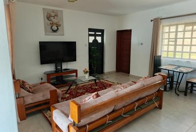 1 Bed Villa with En Suite at Lavington - 2
