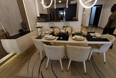 4 Bed Apartment with En Suite in Parklands