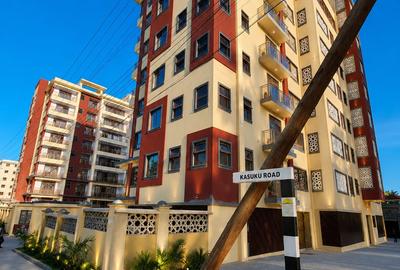 4 Bed Apartment with En Suite at Greenwood Drive - 4