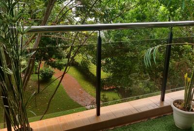 Furnished 3 Bed Apartment with En Suite at Riverside Drive