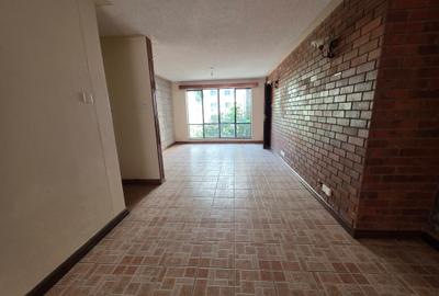 1 Bed Apartment with En Suite at Wood Avenue - 3