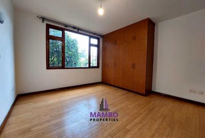 3 Bed Apartment with En Suite at Riverside Drive