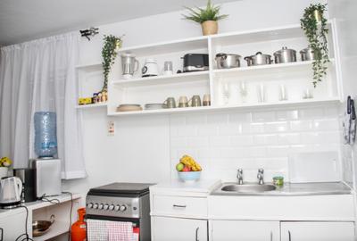 Serviced 1 Bed Apartment with Parking at East Church Road - 4