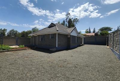 3 Bed House with En Suite at Rimpa - 2