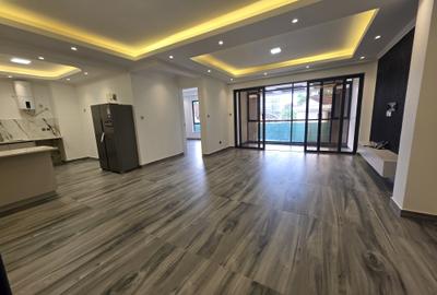 2 Bed Apartment with En Suite in Brookside - 2