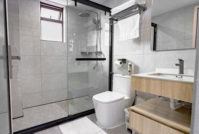 Serviced 2 Bed Apartment with Parking in Riverside - 4