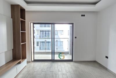 3 Bed Apartment with En Suite in Lavington