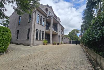 Furnished 1 Bed Apartment with En Suite in Lavington