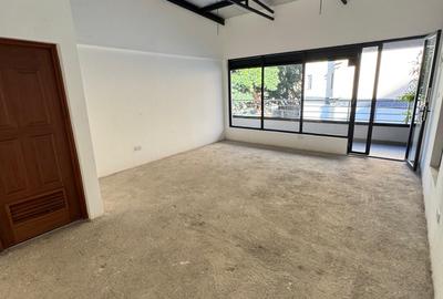 354 ft² Commercial Property with Backup Generator at 1St Parklands - 3