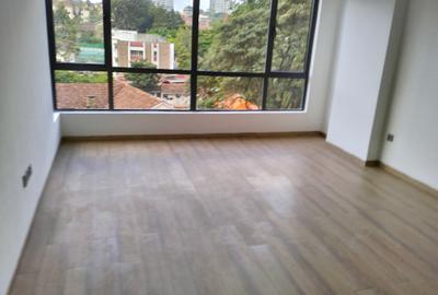 2 Bed Apartment with En Suite in Brookside - 4