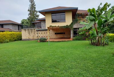 5 Bed House with En Suite at Soraya Drive