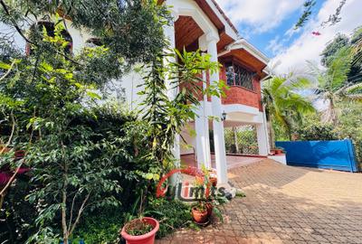5 Bed Townhouse with En Suite at Grevillea Grove