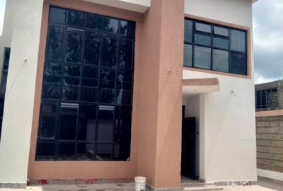 4 Bed House with En Suite in Ruiru