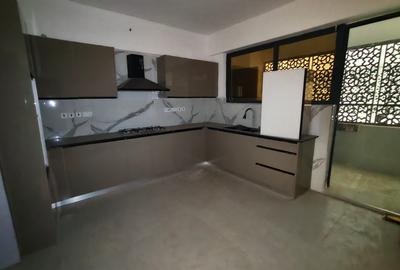 5 Bed Apartment with Staff Quarters in Parklands - 3