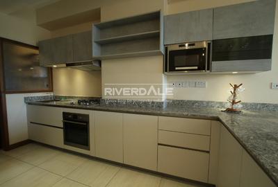 Furnished 2 Bed Apartment with En Suite in Spring Valley - 4