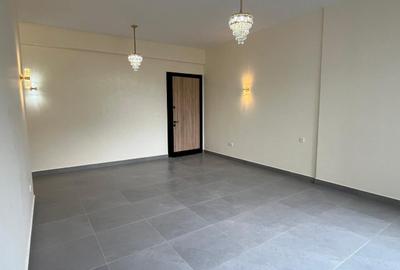 2 Bed Apartment with En Suite in Parklands