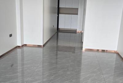 Serviced 2 Bed Apartment with En Suite at Riverside Drive - 3