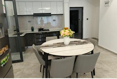 1 Bed Apartment with En Suite at Lavington