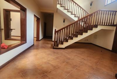 6 Bed Villa with En Suite in Karen - 4