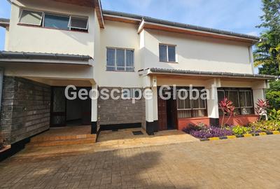 5 Bed House with En Suite in Gigiri