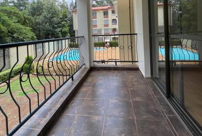 3 Bed Apartment with En Suite in Lavington