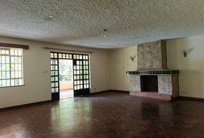 5 Bed Townhouse with En Suite in Loresho