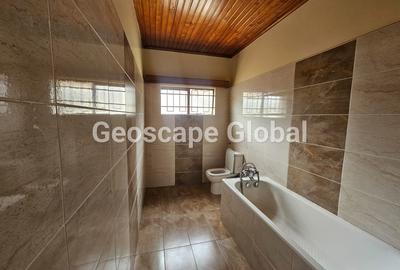 4 Bed Townhouse with En Suite in Spring Valley