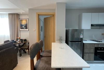 Serviced 1 Bed Apartment with En Suite at 5Th Avenue