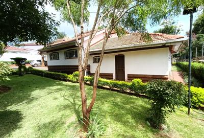 5 Bed House with En Suite in Rosslyn - 4