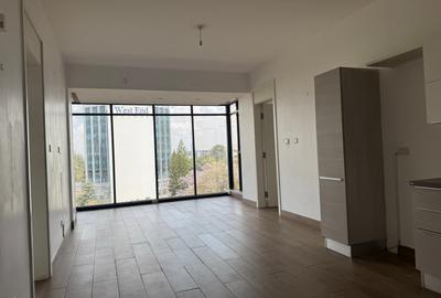 Serviced 2 Bed Apartment with En Suite in Westlands Area - 4