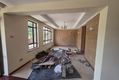 5 Bed Townhouse with En Suite at Convent Drive - 3