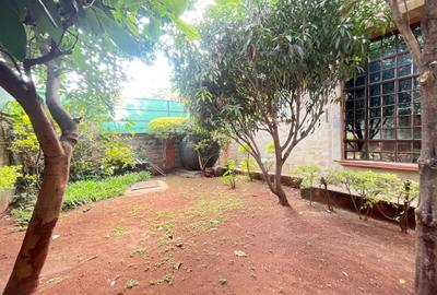 5 Bed Townhouse with En Suite in Kileleshwa - 2