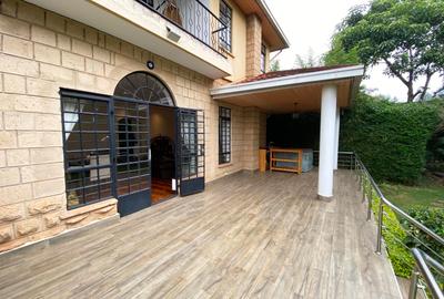 5 Bed Townhouse with En Suite at Kitisuru - 3