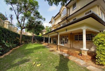 5 Bed Townhouse with En Suite in Lavington