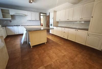 4 Bed House with Garden in Runda - 4