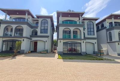 5 Bed Townhouse with En Suite at James Gichuru