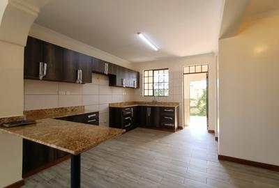 5 Bed House with En Suite in Ruiru