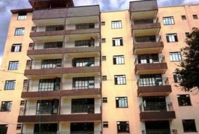 2 Bed Apartment with En Suite in Naivasha Road
