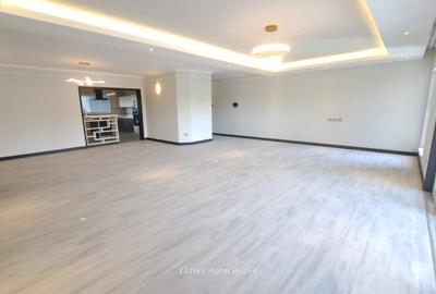 3 Bed Apartment with En Suite at Riverside Drive