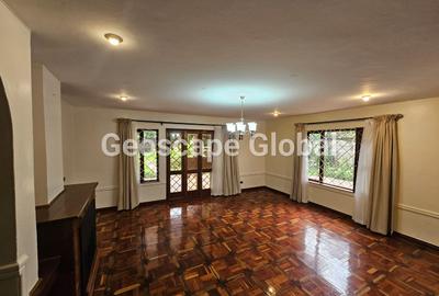 5 Bed House with En Suite in Runda - 3